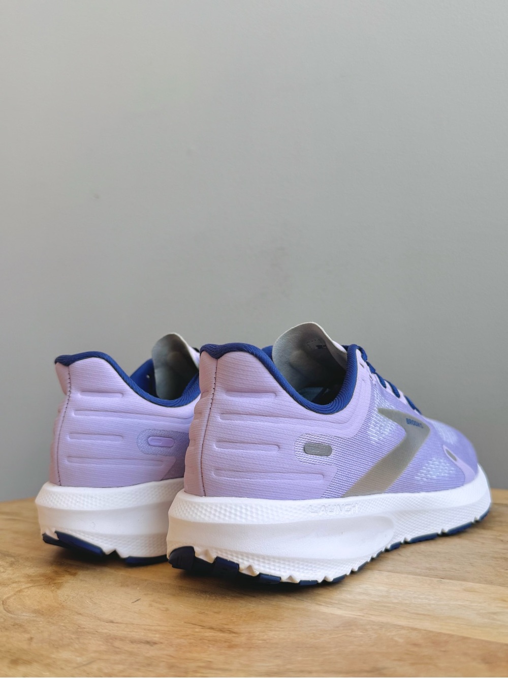 Brooks Launch 9 Women's Running Shoes Lilac Purple Navy Blue Silver Size 9 - Picture 8 of 11